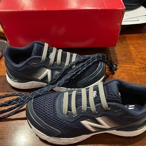 New Balance Abzorb Kids Navy/White Shoes 1.5 XW BNIB YP680IW6